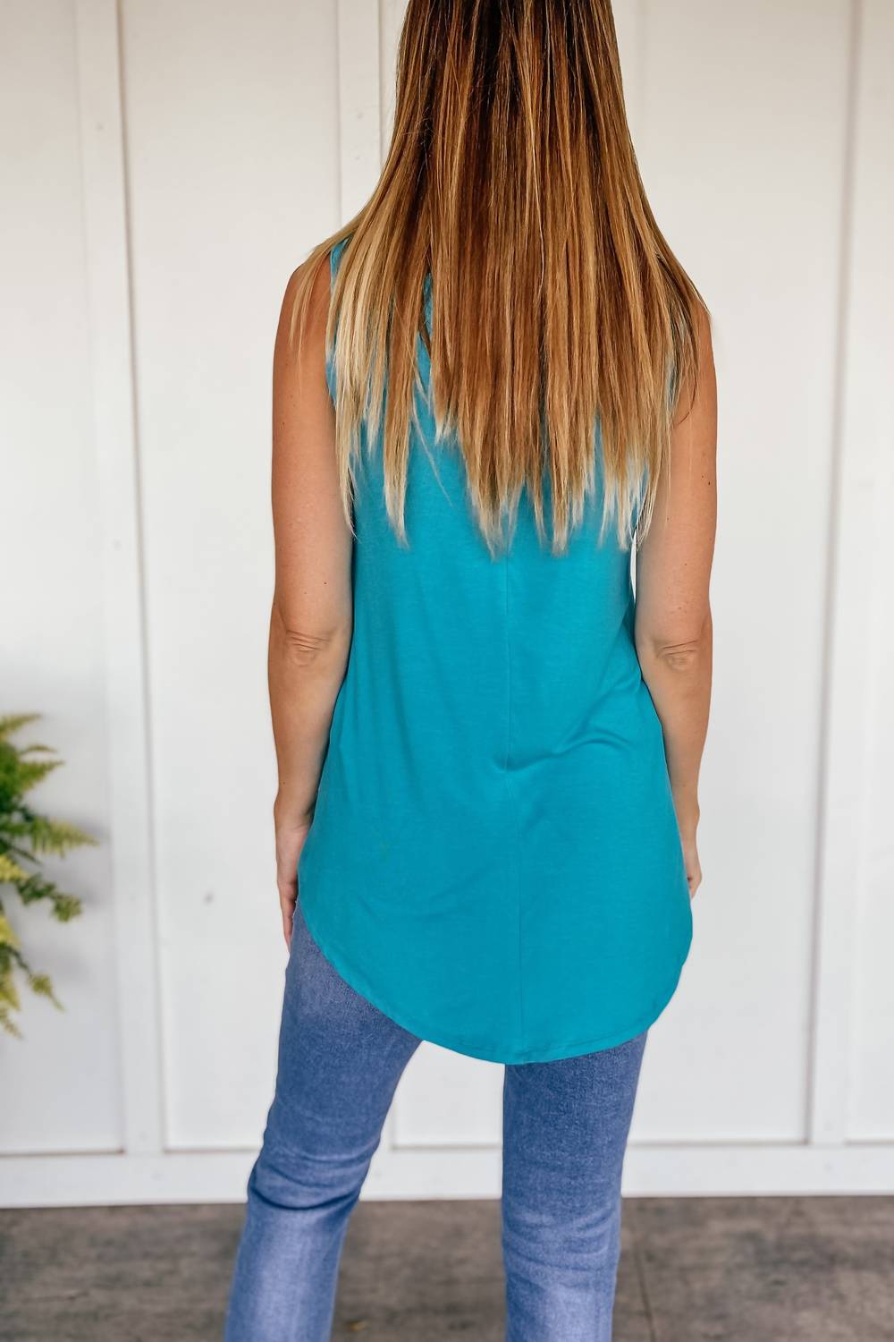 Zenana - Relaxed And Luxe Sleeveless Top