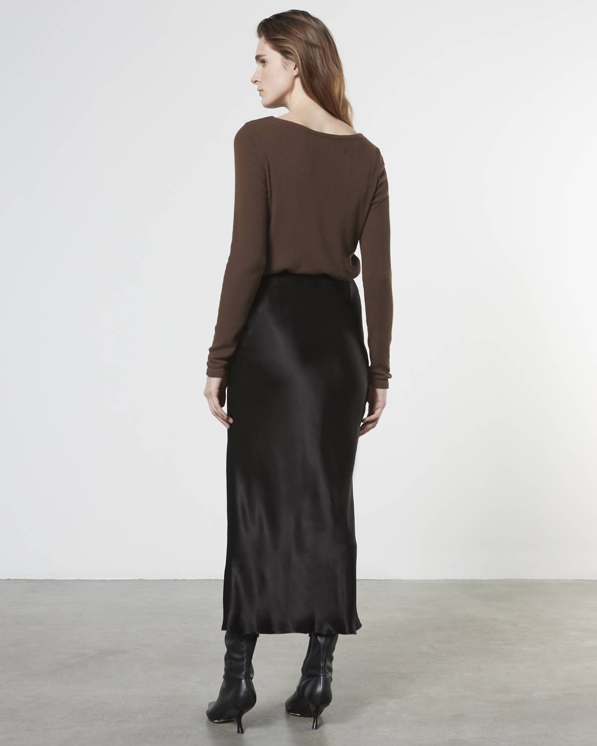 Enza Costa - KNIT V NECK TOP