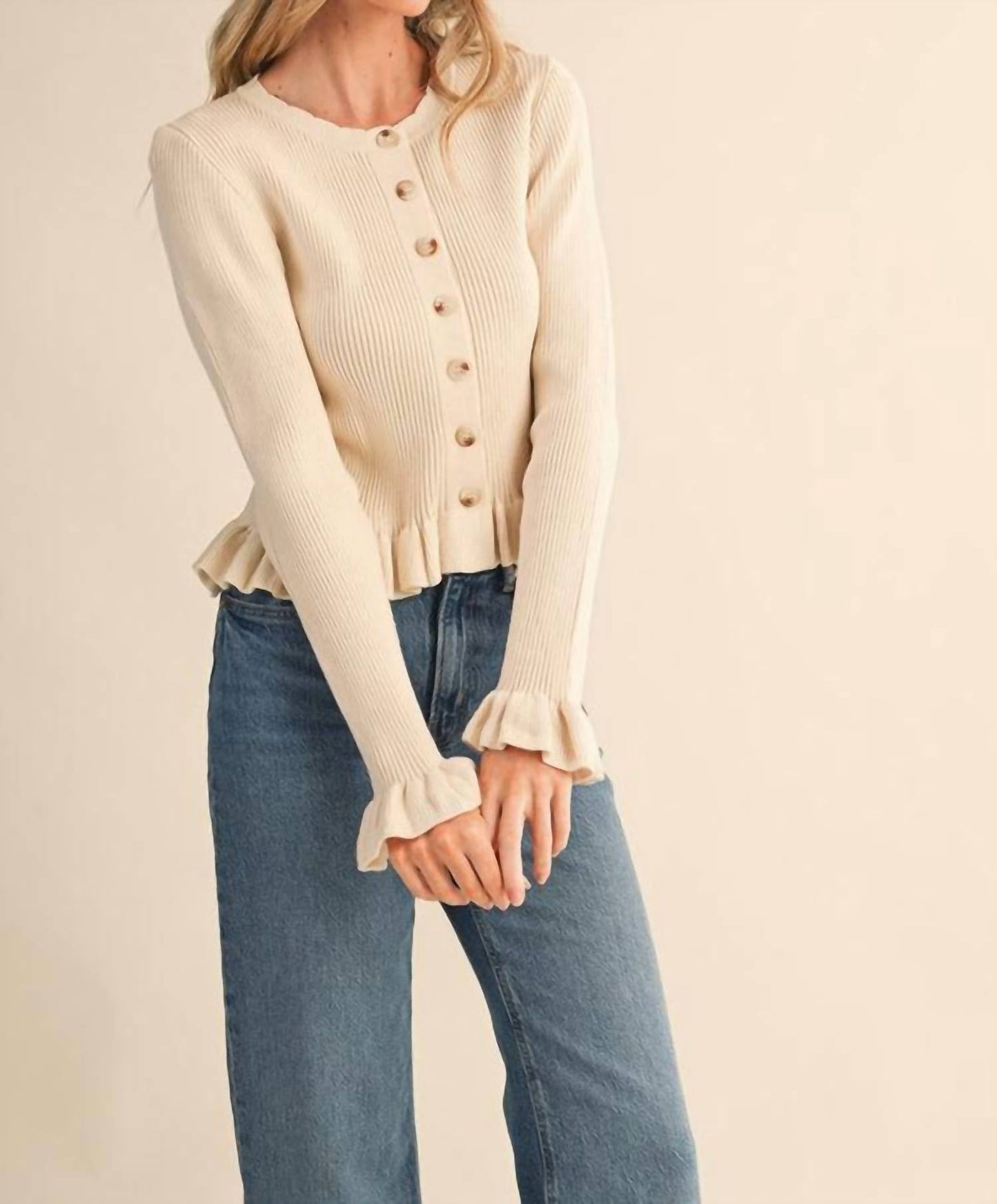 &Merci - Ruffle Hem Ribbed Knit Cardigan