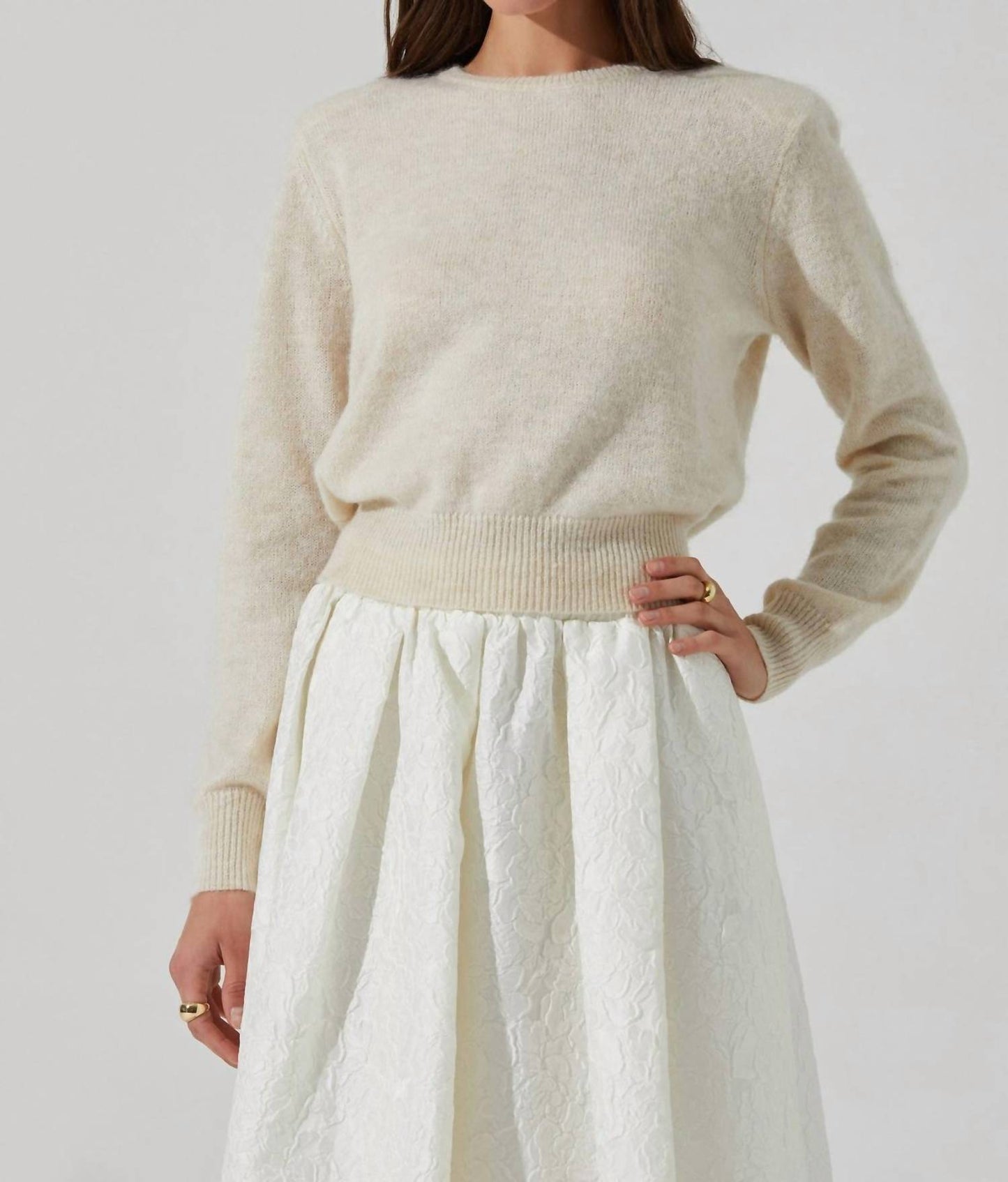 Astr - Kiran Fine Knit Sweater