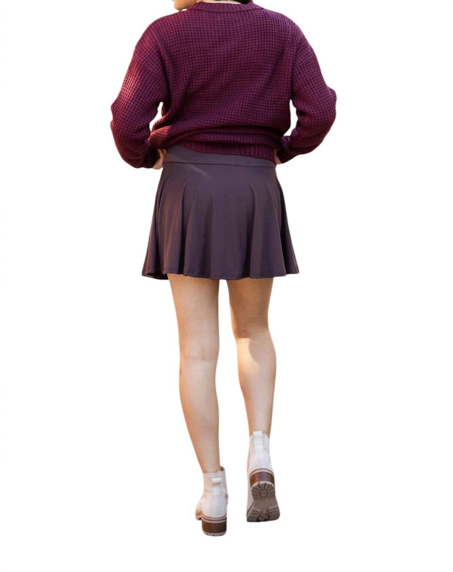 Julia Rose - Britt Skort