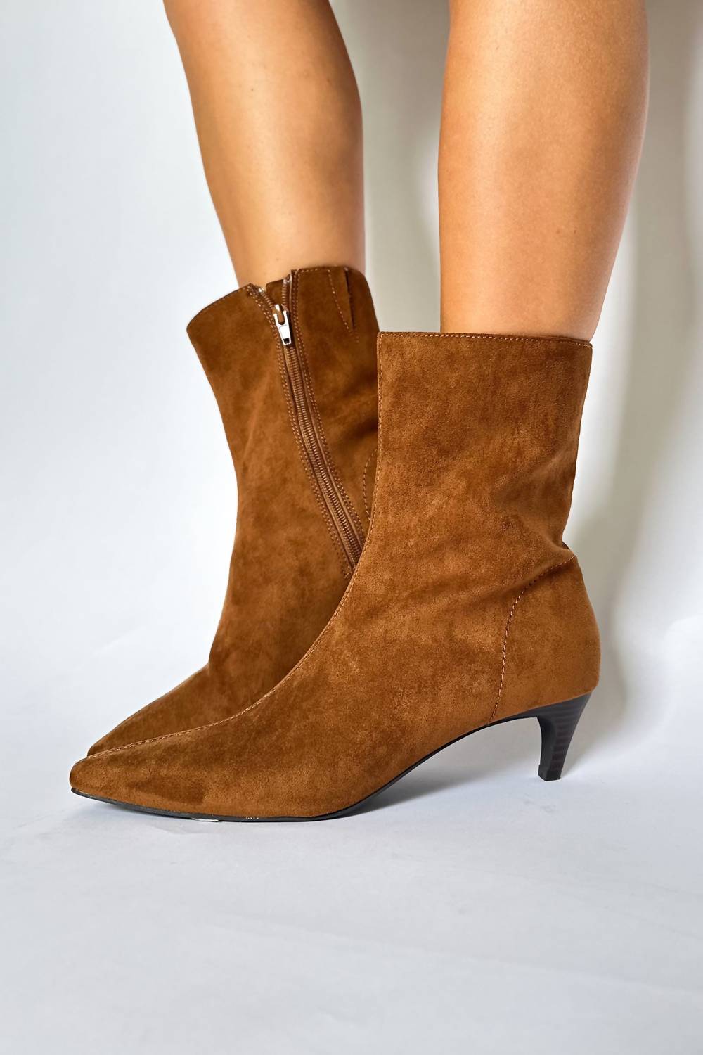 Matisse - Women's Esther Kitten Heel Boots