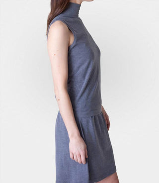 Buki - Sleeveless Turtleneck Shirt