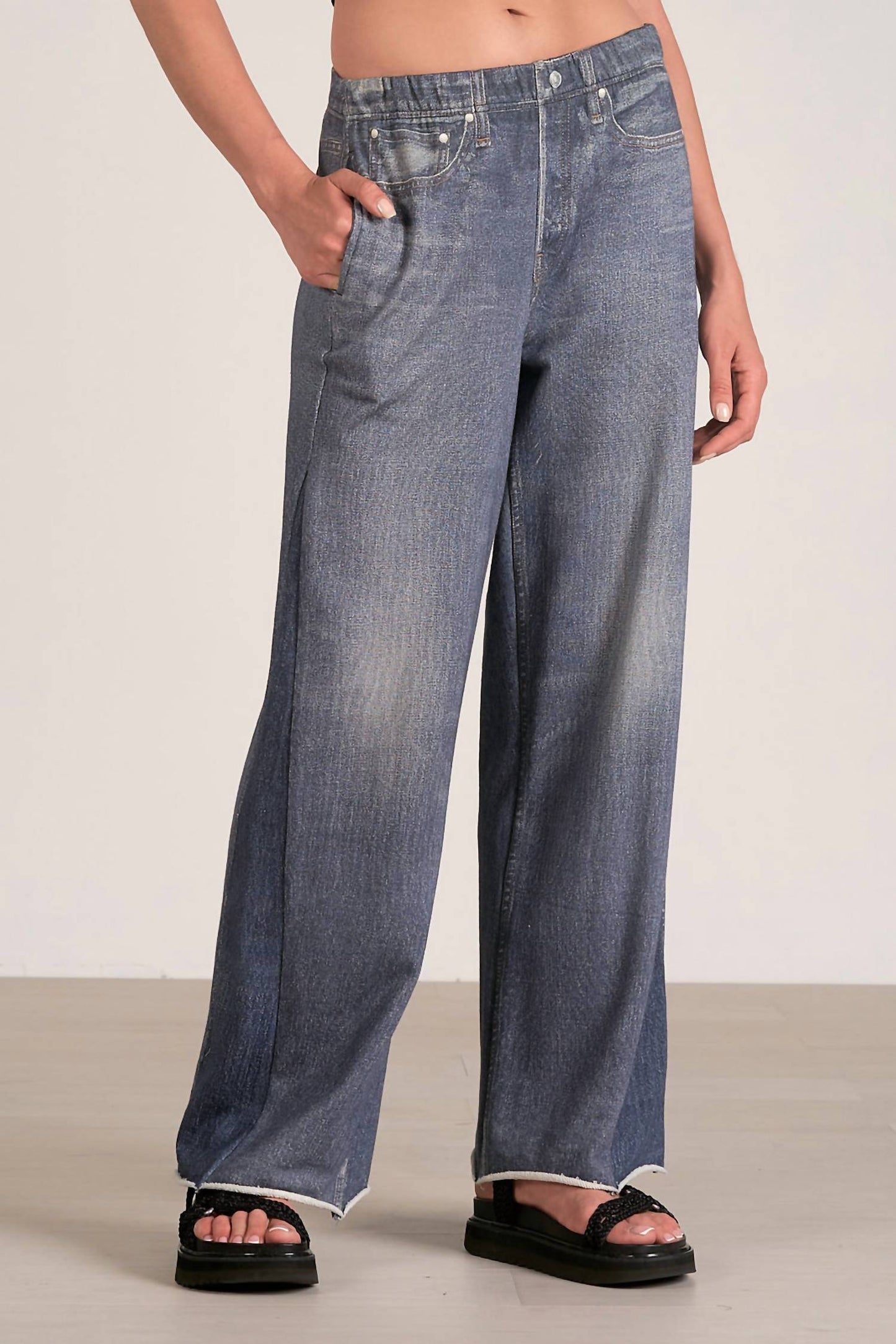 Elan - Amber Sweatpant Jeans