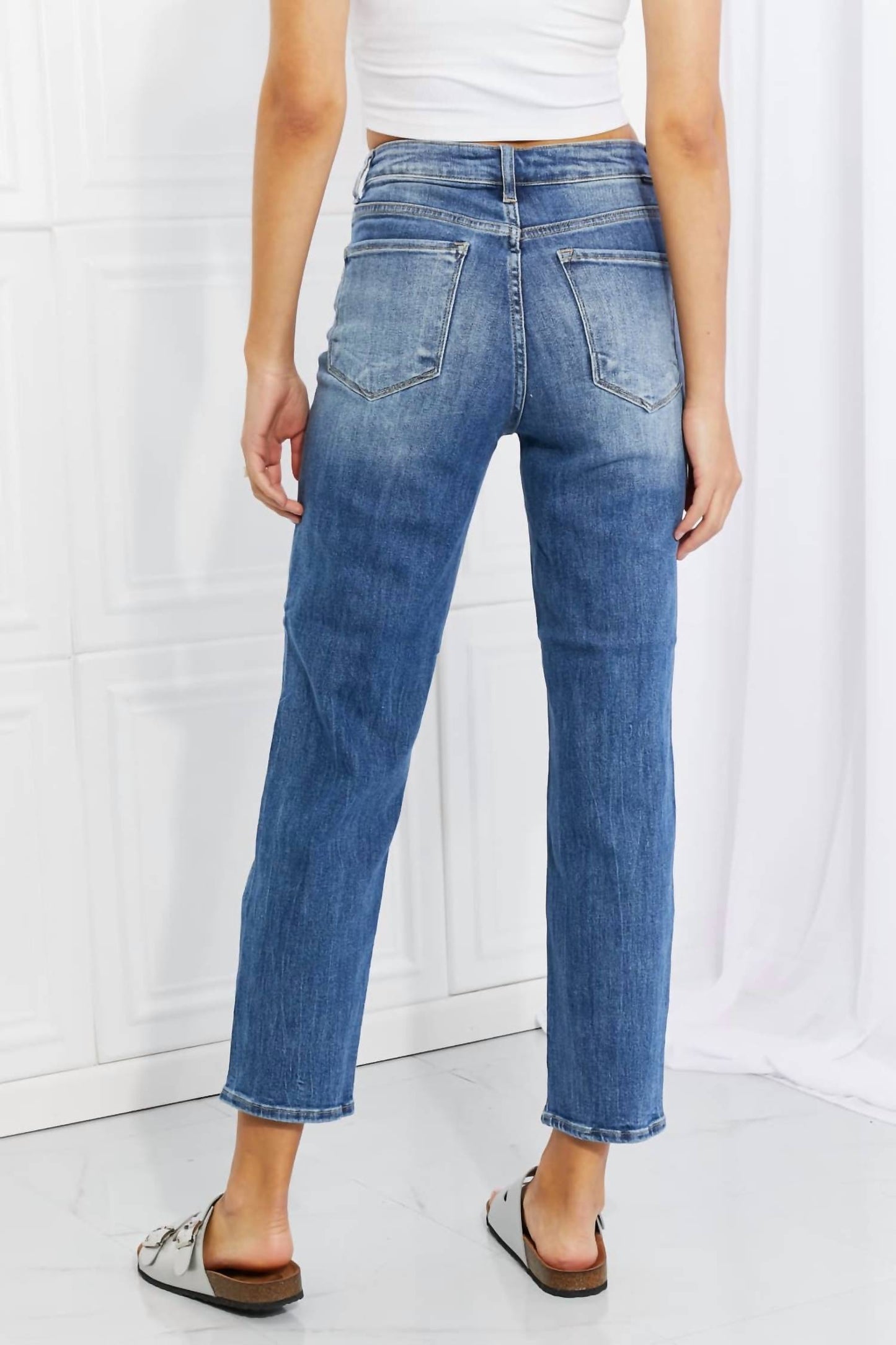 Risen - Women's Veronica High Waisted Relaxed Jeans
