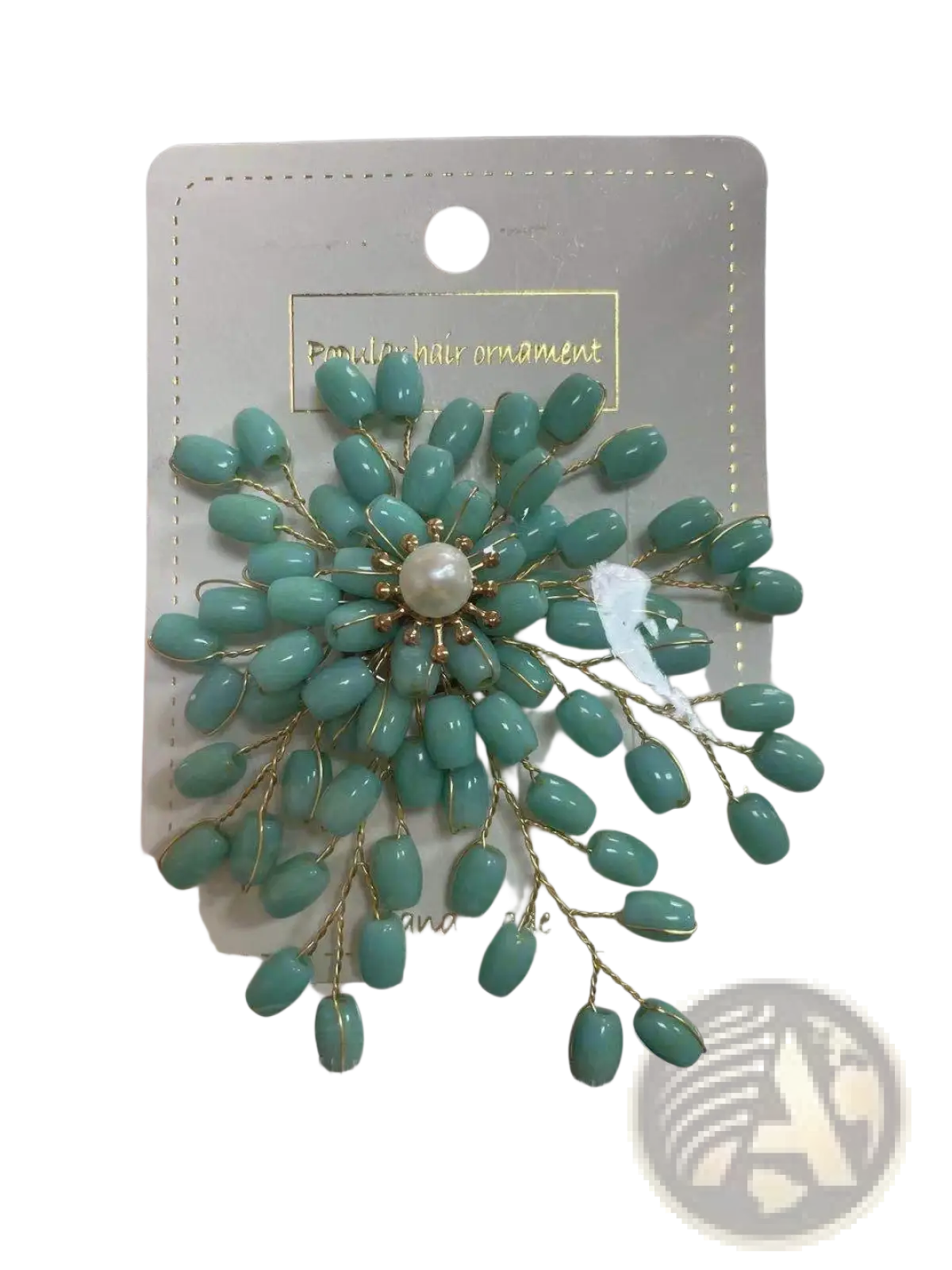 Elegant Pearl and Crystal Floral Brooch Accessory