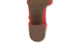 Vionic - Women's Chardonnay Hook and Loop Pump Sandal