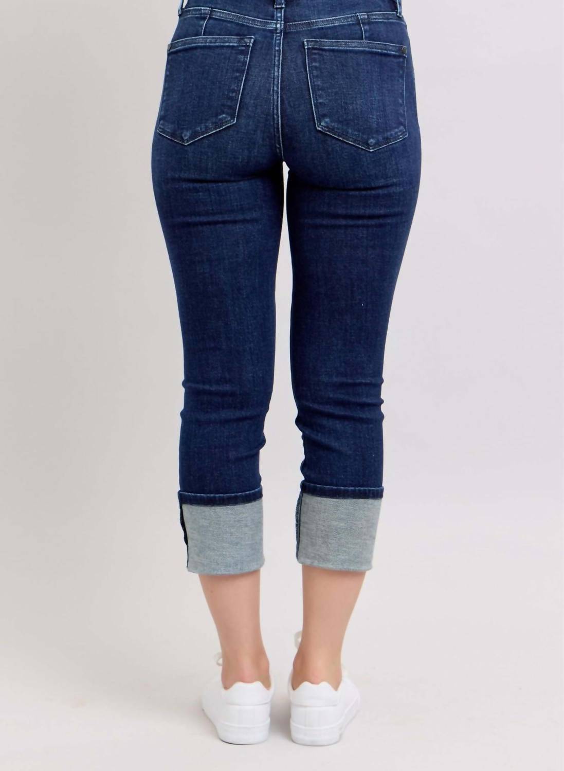 judy-blue-double-high-rise-double-button-capri-pants