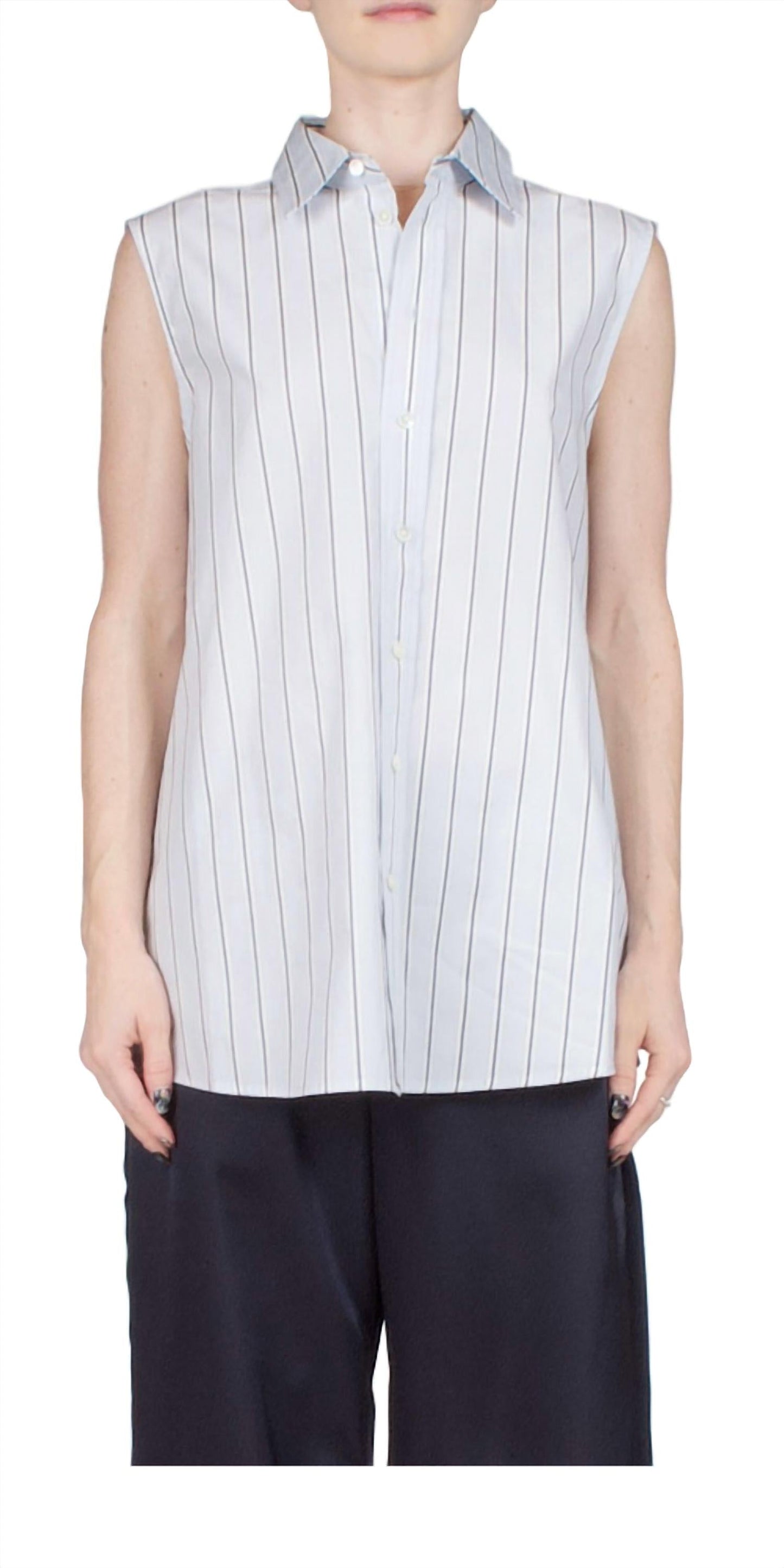 6397 - Sleeveless Button Down Top