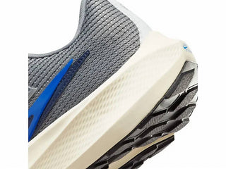 Nike - Men's Pegasus 40 Road Running Shoes