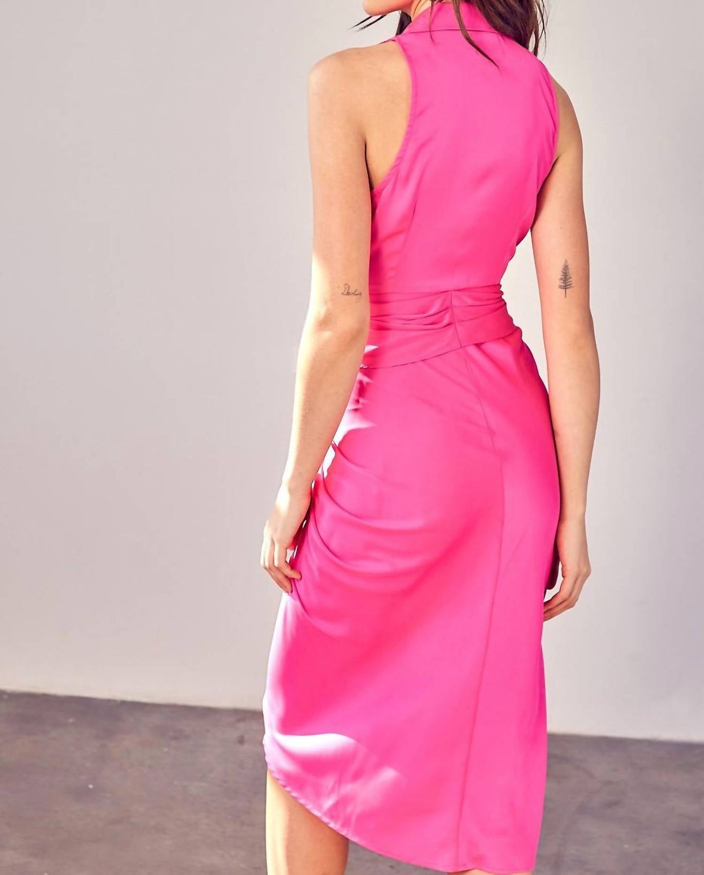 Do+Be - Sleeveless Collar Front Tie Dress