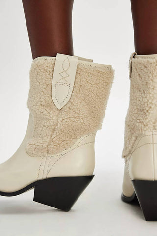 Free People - Women's Pitchfork Point Shearling Boots