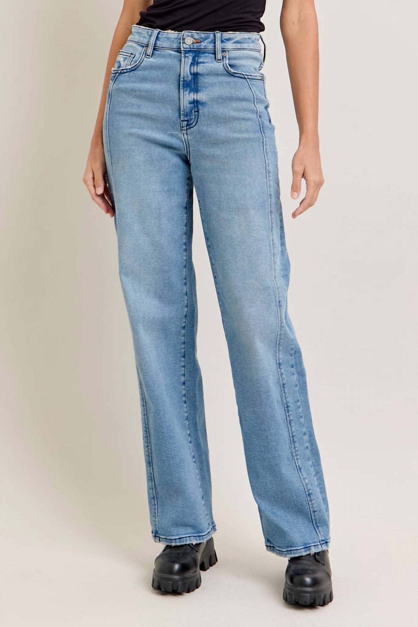 Hidden - Medium Wash Curved Seam Stretch Dad Jean