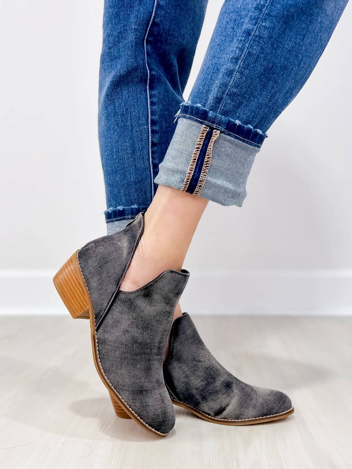 Corkys Footwear - Women's Vanish Washed Boots