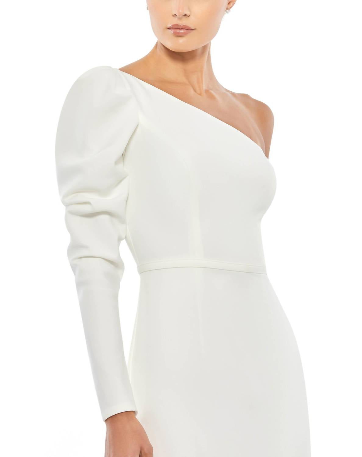 Mac Duggal - One-shoulder Gown With Dramatic Puff Sleeve And Thigh-high Slit