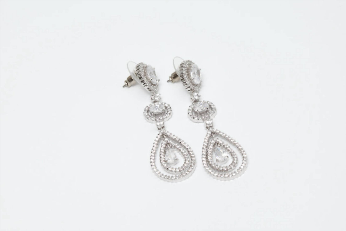 Avenue Chic - Women's I Do Earrings
