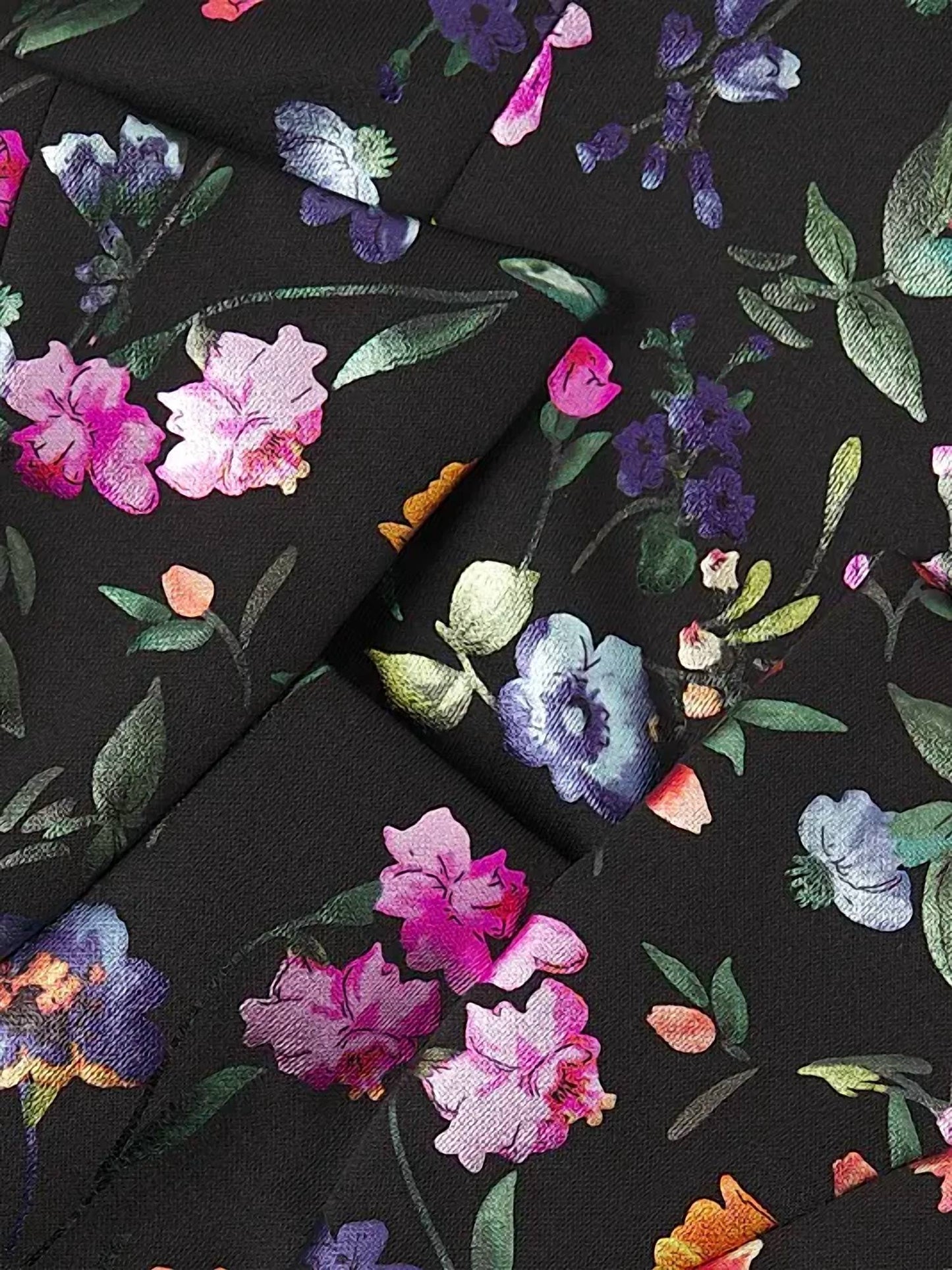 Black Halo - Lena Floral Embroidered Sheath Dress