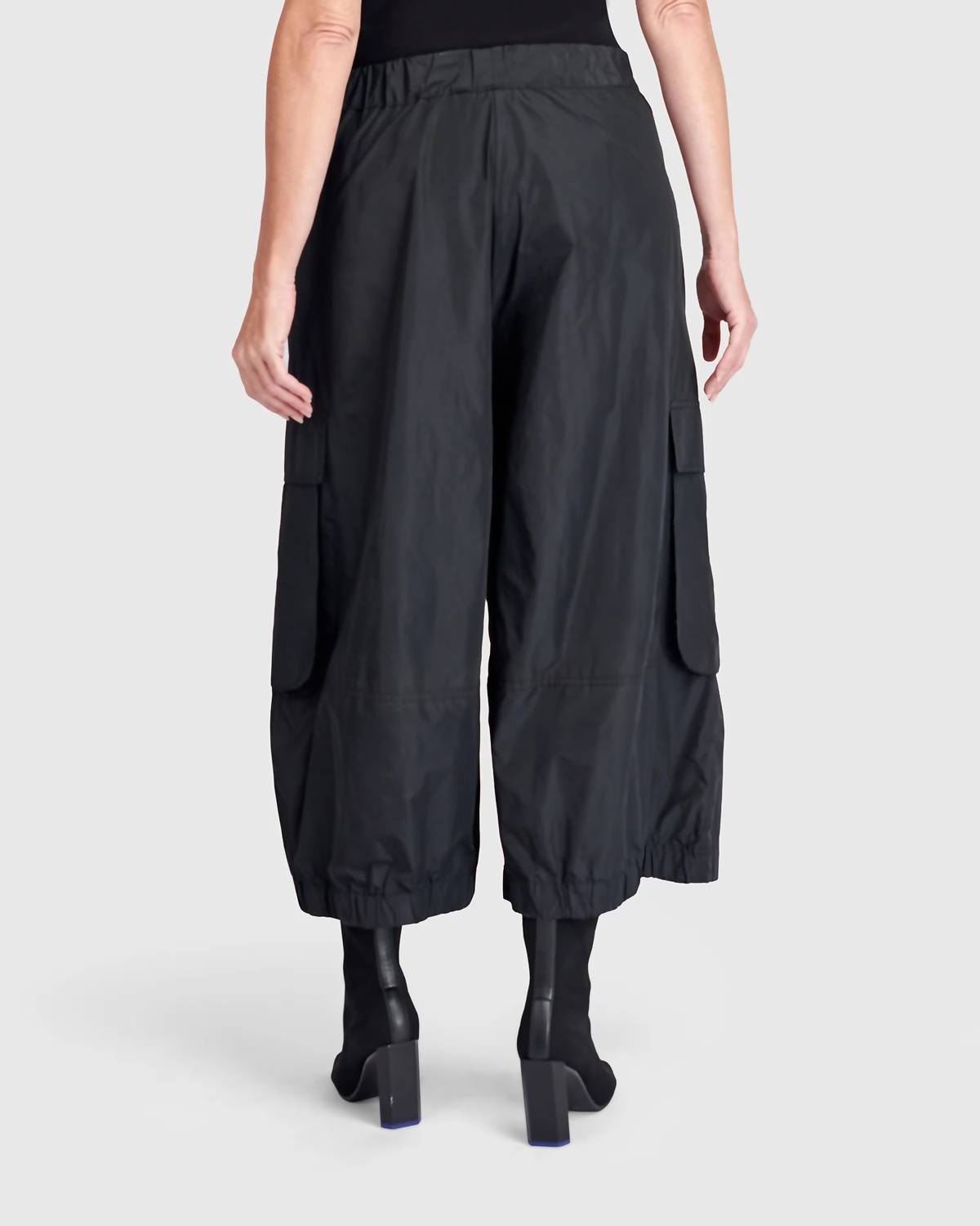 Alembika - Urban Wide Cargo Pants