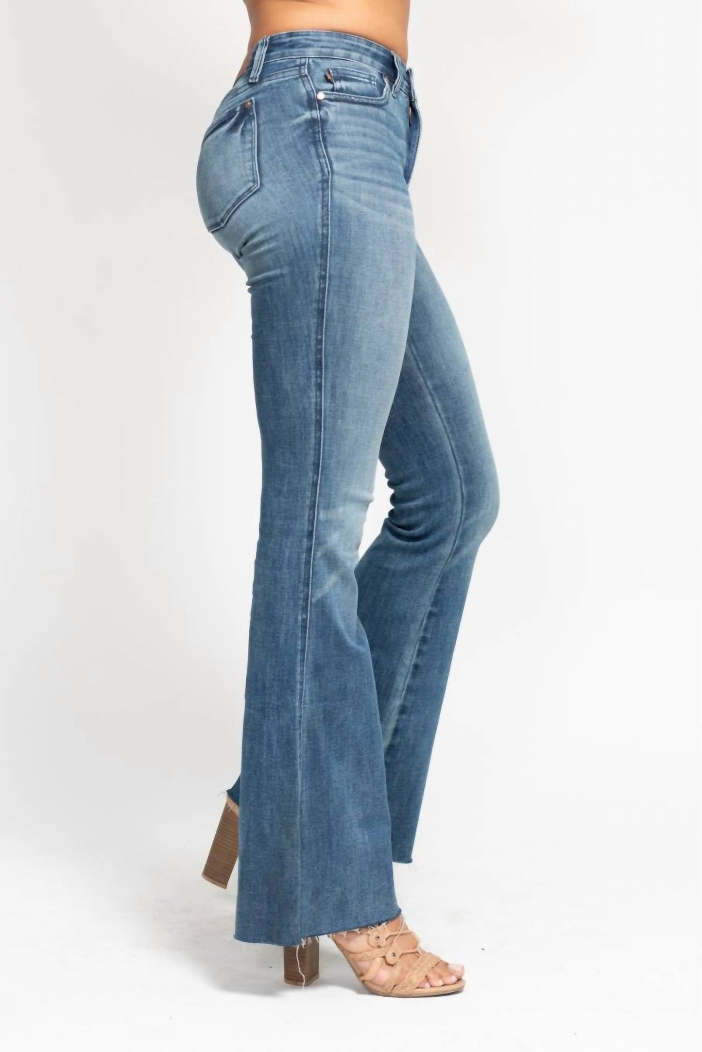 Judy Blue - Mid Rise Vintage Flare Jeans