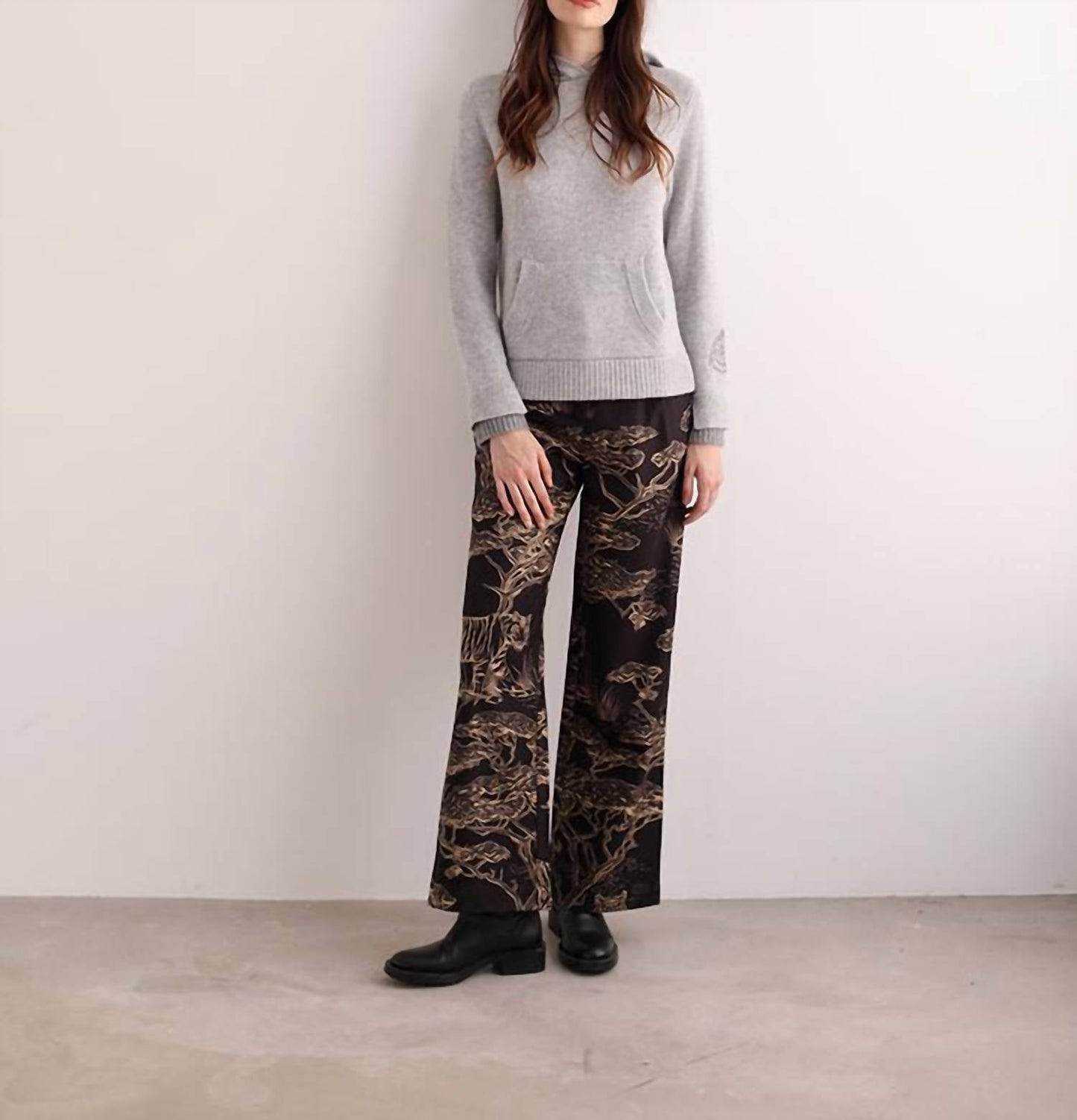 Las Sureñas - Cheetah Embroidered Hoodie