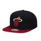 Mitchell & Ness - MEN'S NBA MIAMI HEAT CORE BASIC SNAPBACK HAT