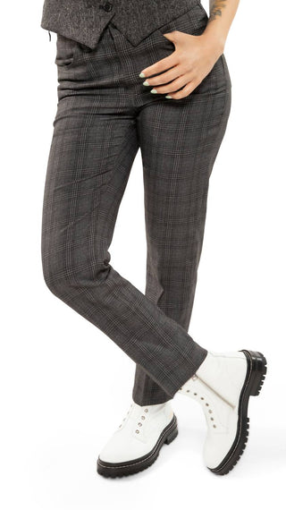 On This Day - Relaxed Taper Fit 5 Pocket Jeans