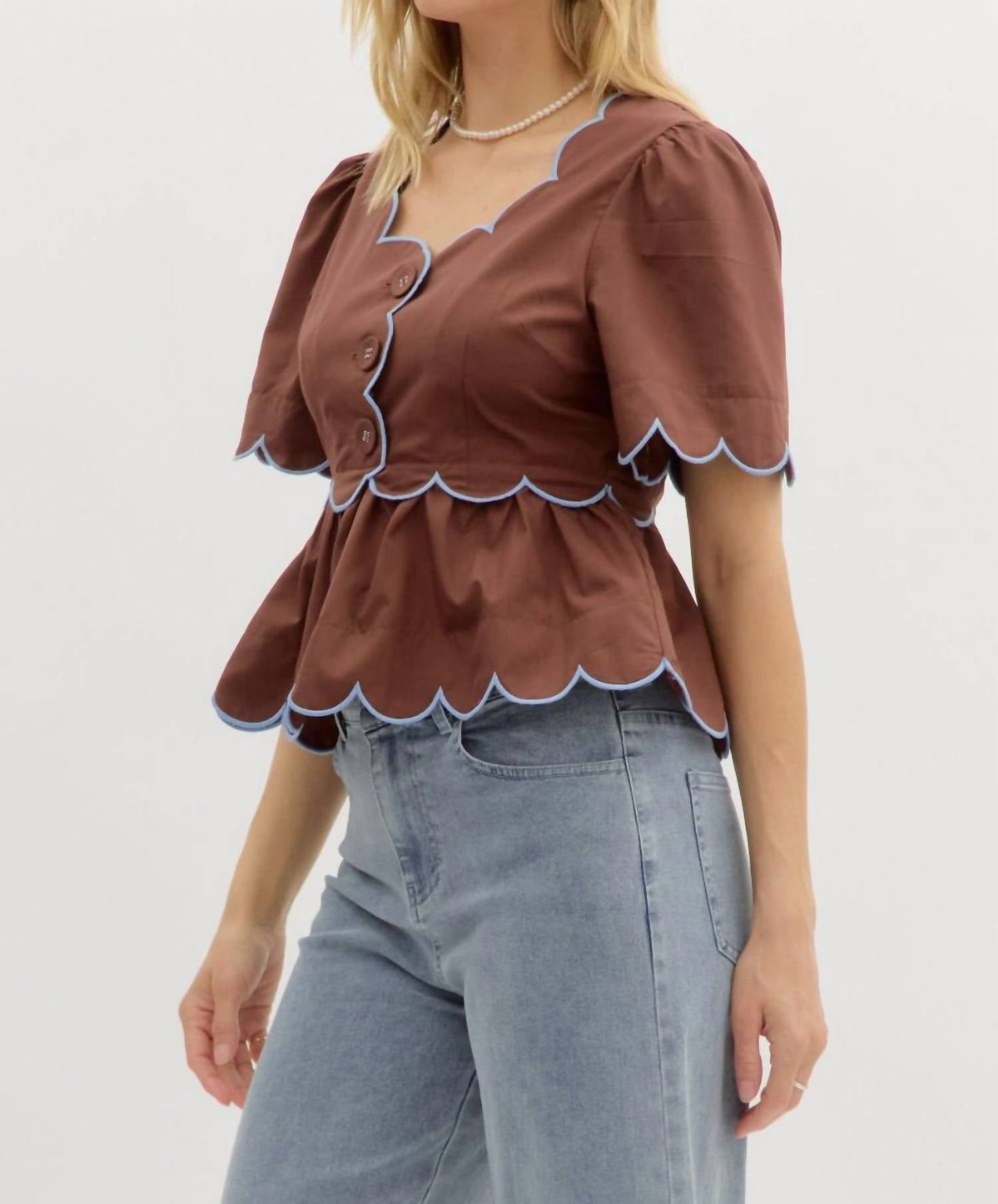 Entro - Short Sleeve ruffle hem Top