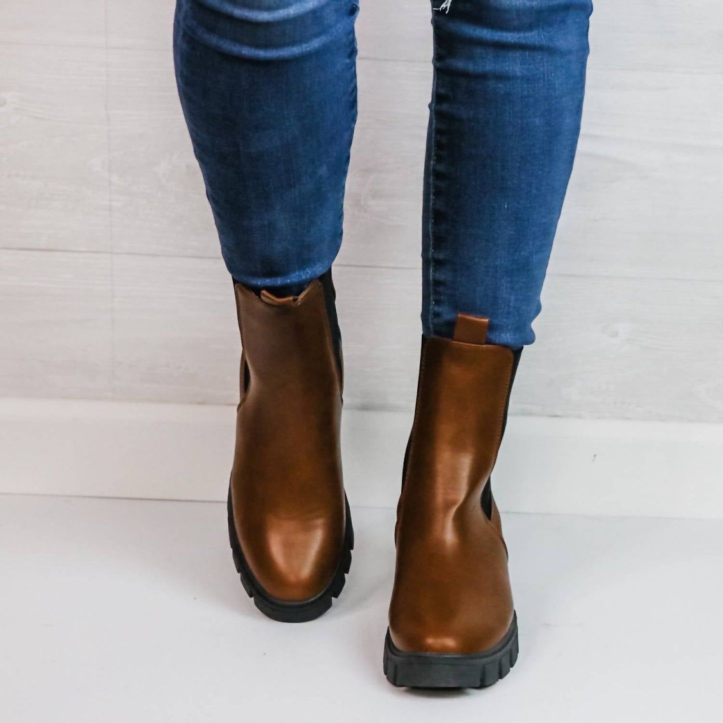 Qupid - Women's Side Stretch Booties