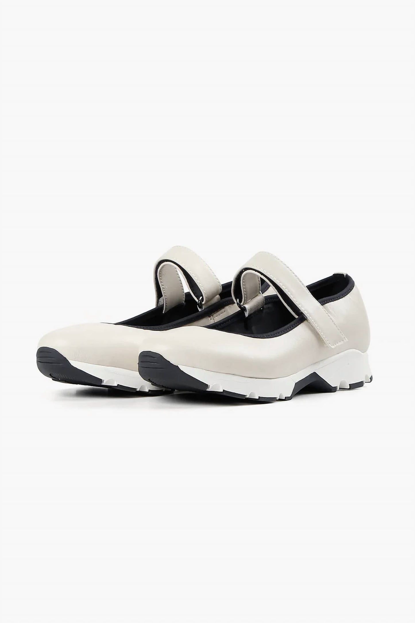 All Black - MJ Casual