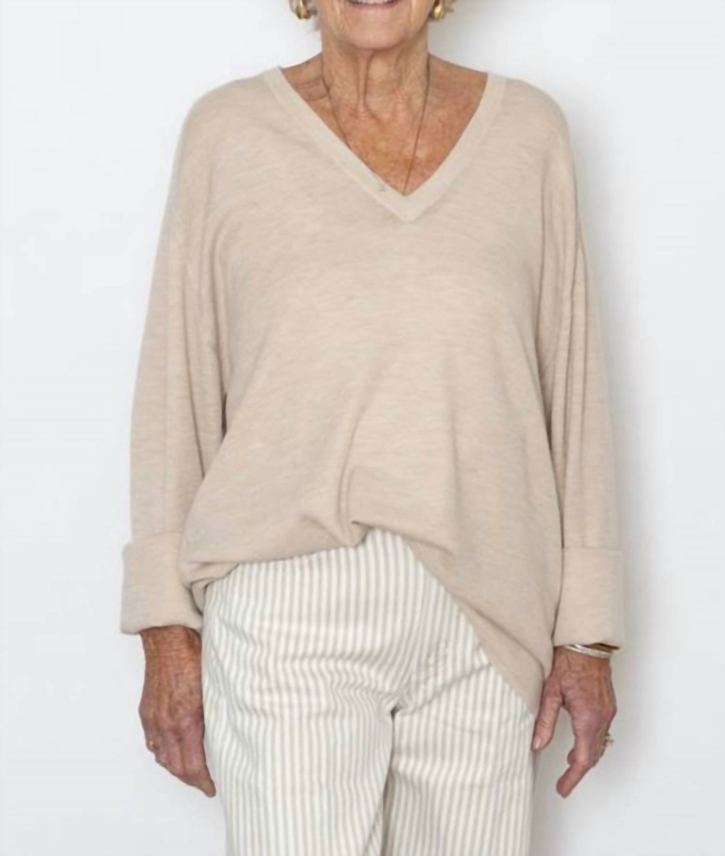 6397 - Slinky V-neck Sweater