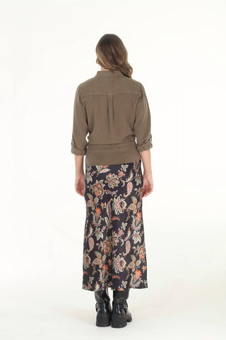 Paparazzi - Tencel Slub Snap Front Long Sleeve Shirt