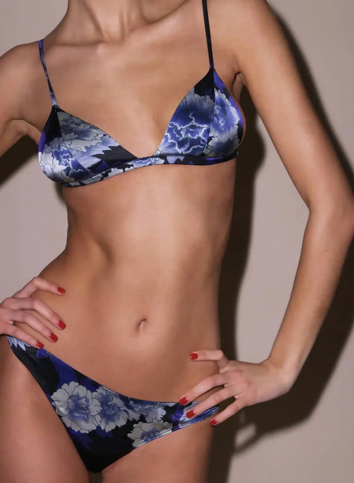 Fleur Du Mal - Luxe Triangle Bra in Tokyo Rose