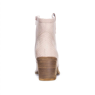 Dirty Laundry - Girlie Unite Western Bootie