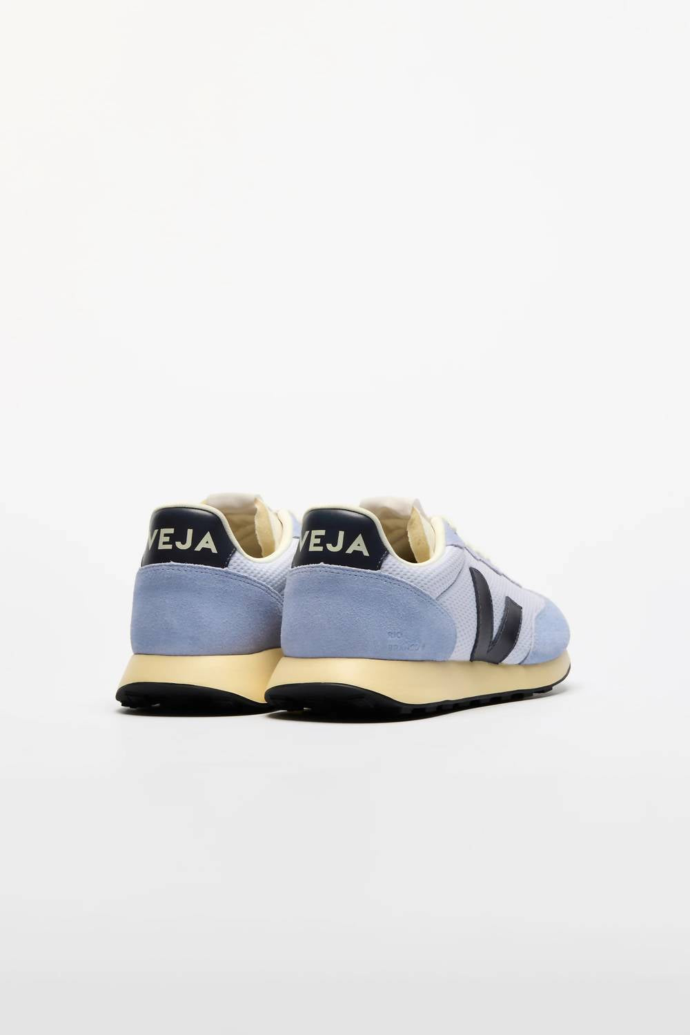Veja - Women's Rio Branco Sneaker