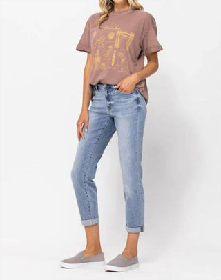 Judy Blue - Mid Rise Boyfriend Jeans