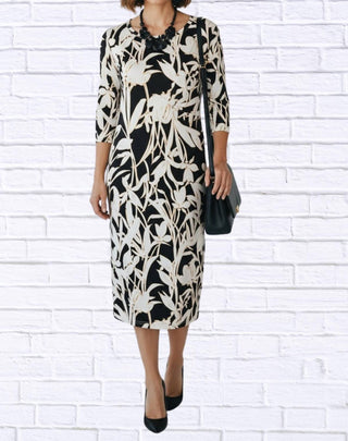 Diva Usa - Floral Knit Midi Dress