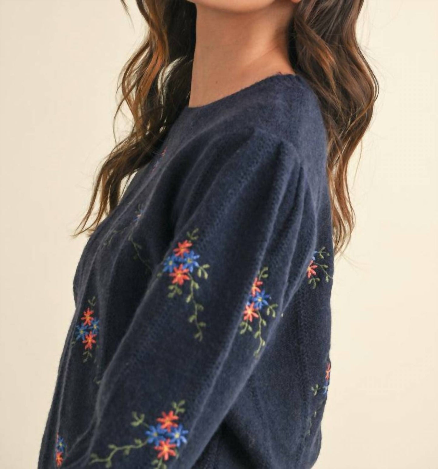 &Merci - Flower Embroidered Sweater