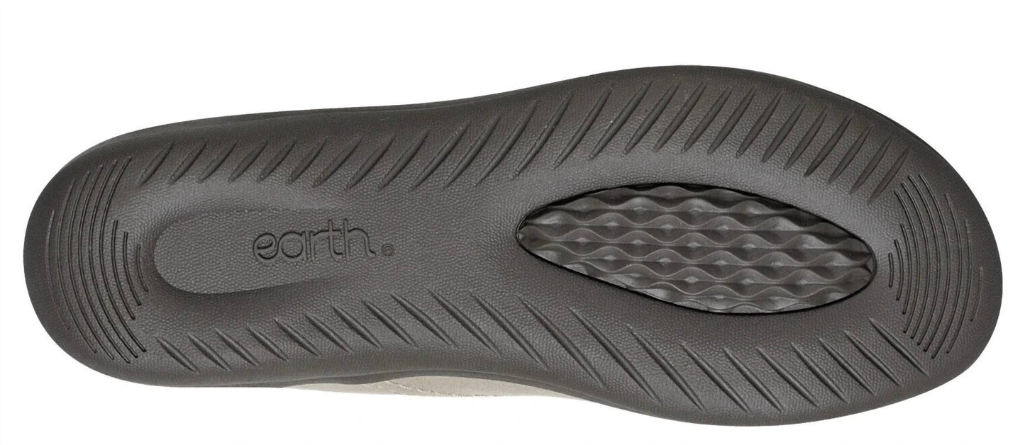 Earth - Women's Fannie Round Toe Casual Leather Slip-on Flats