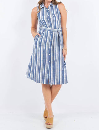 Paparazzi - Woven Textured Yarn-dye Dress