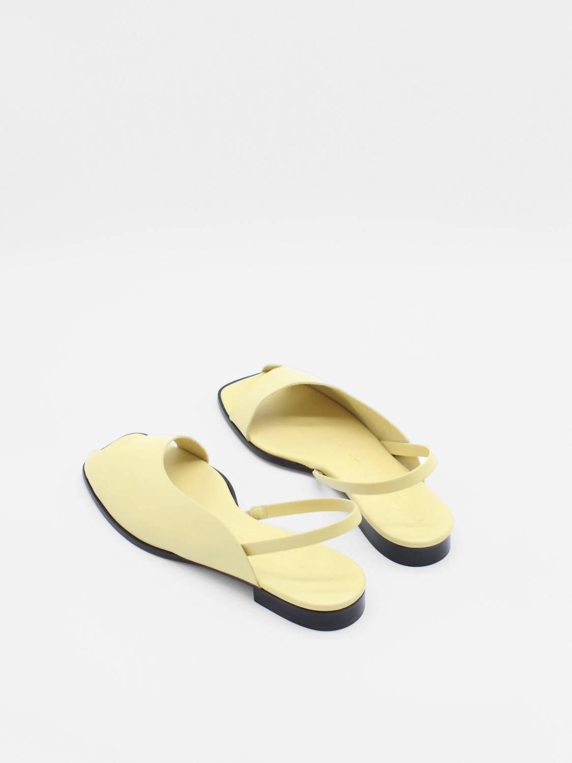 About Arianne - Women's Freja Nectar Sling Back Sandals