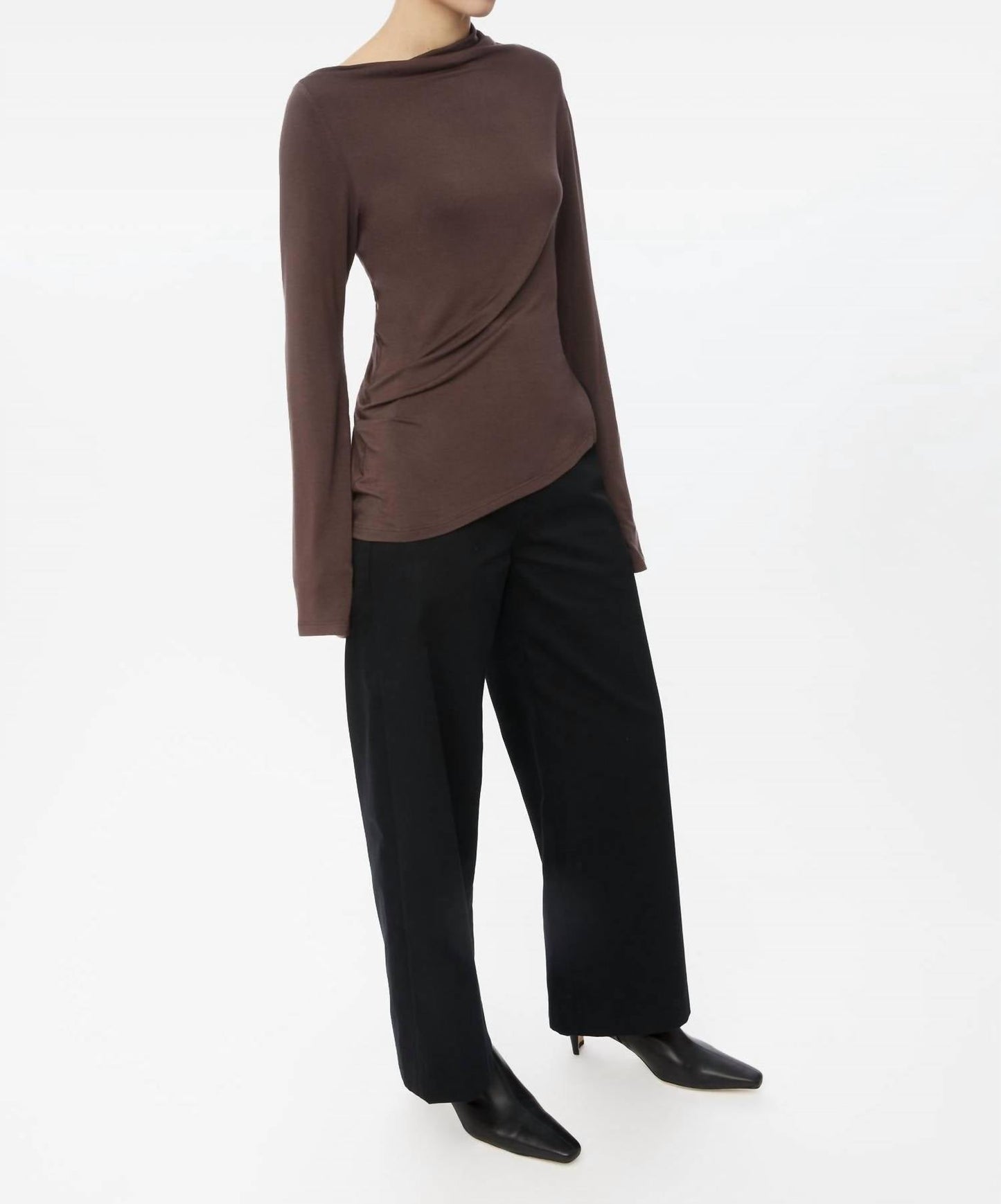 Dāl The Label - Asymmetric Knit Top