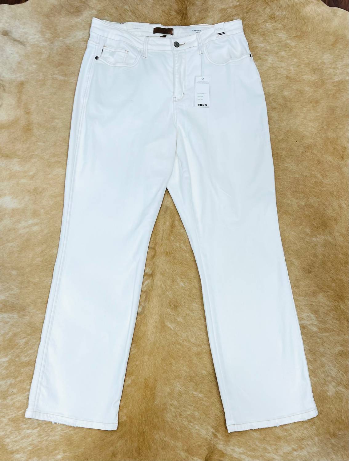 Judy Blue - Women's Straight Legged Jeans