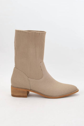 Ccocci - Women's Karen Pointed Toe Sock Booties