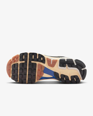 Nike - Women's Zoom Vomero 5 Premium Sneaker