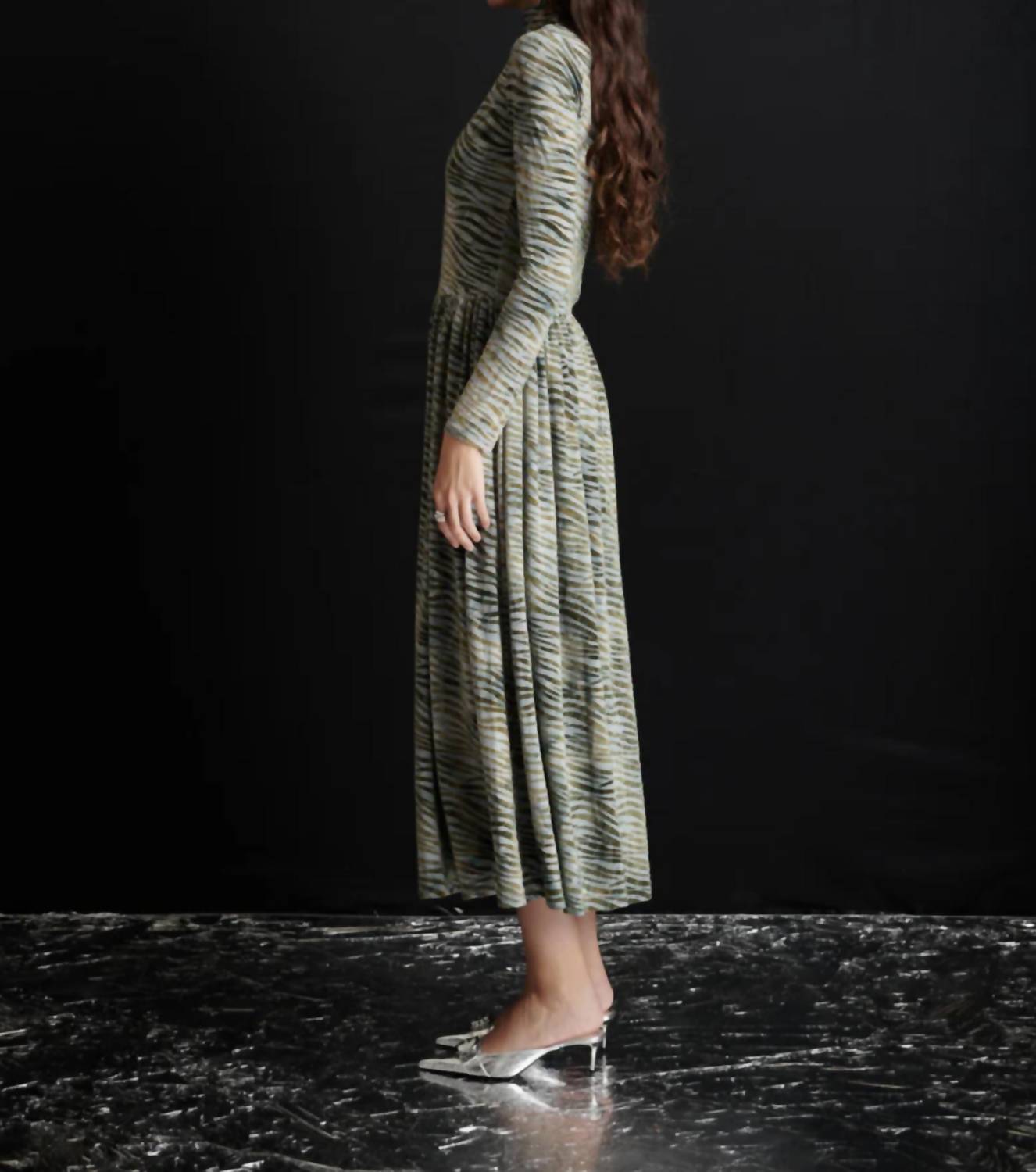 Ghospell - Bria Zebra Midi Dress