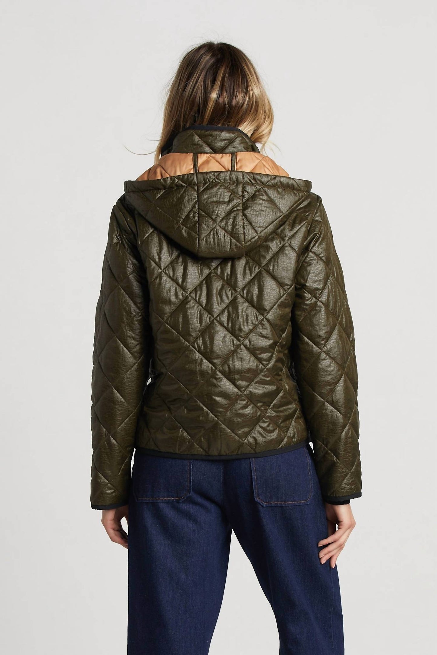 Adroit Atelier - Shelby Short Hooded Quilted Jacket