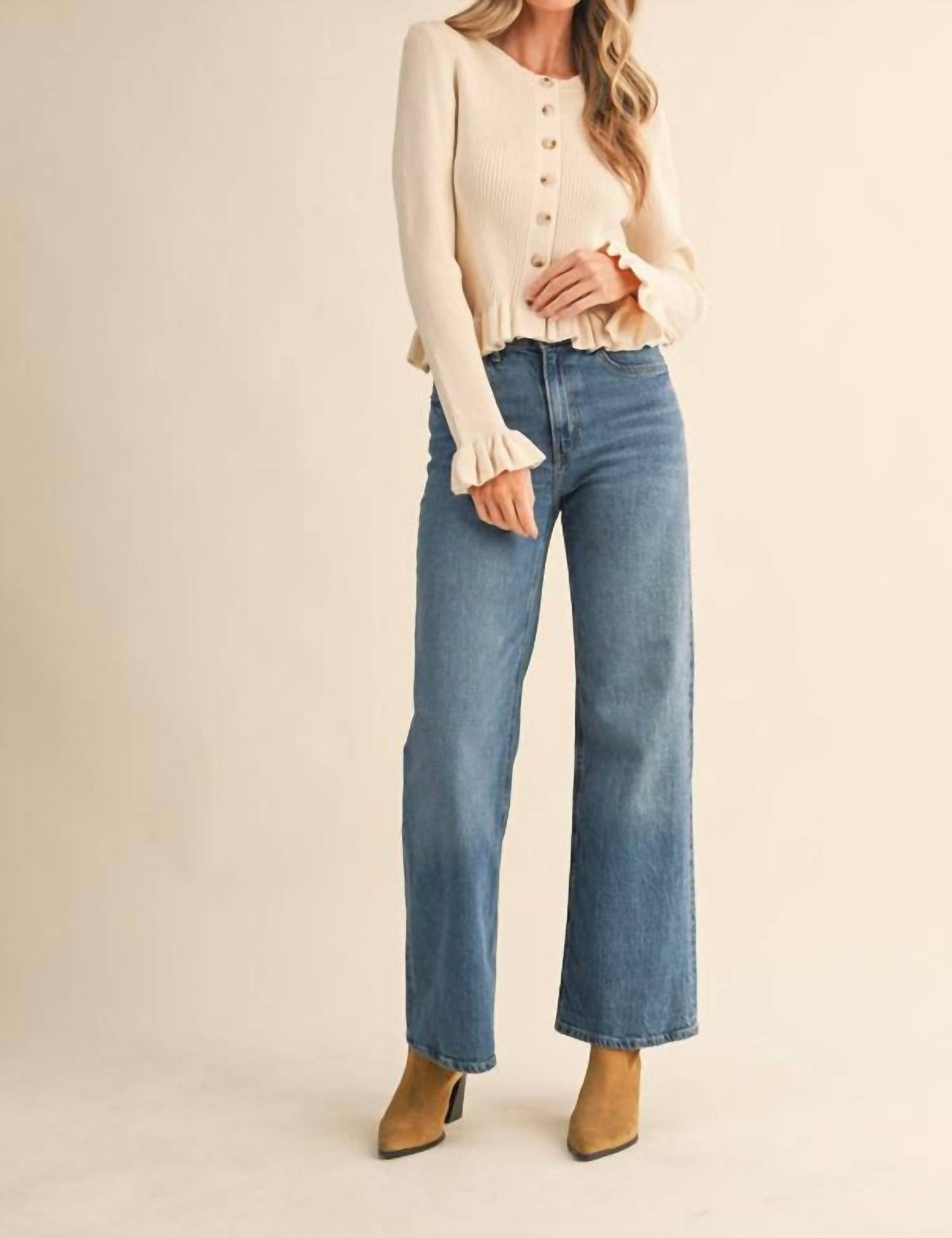 &Merci - Ruffle Hem Ribbed Knit Cardigan