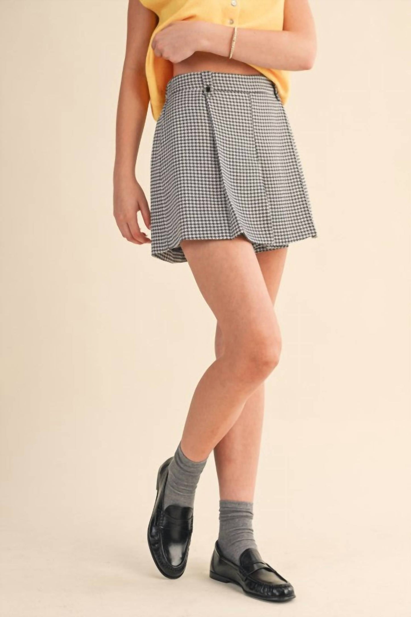 &Merci - Houndstooth Pleated Shorts