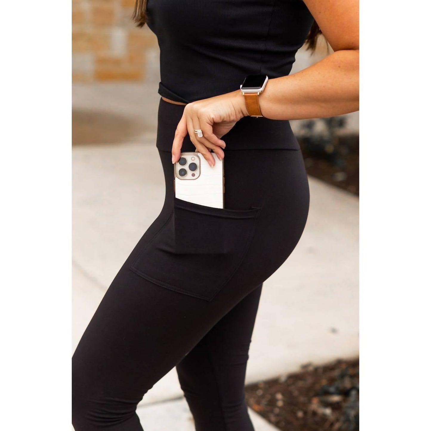 Julia Rose - The Cassandra Capri With Pockets