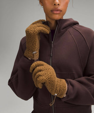 Lululemon - Textured Fleece Gloves